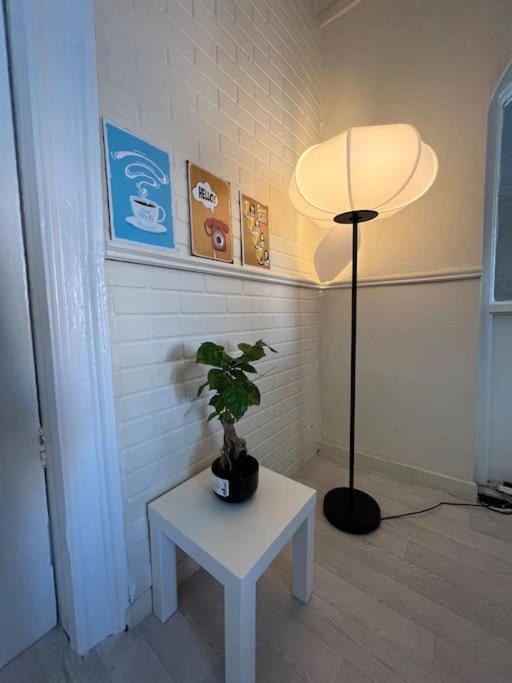Lovely Flat Like Your Home Дублин Экстерьер фото